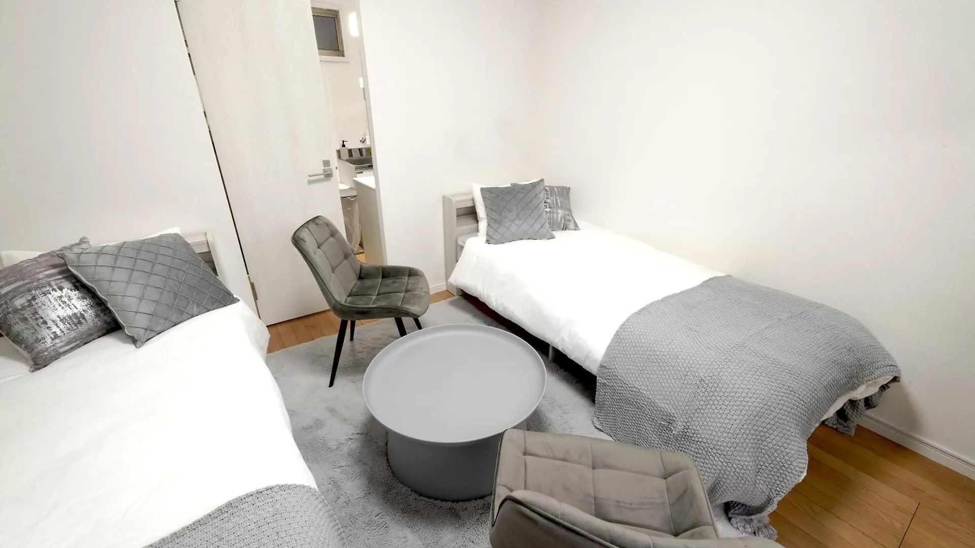 Close To Shinjuku!Twin Beds,Projector,Appliances! 東京都 日本