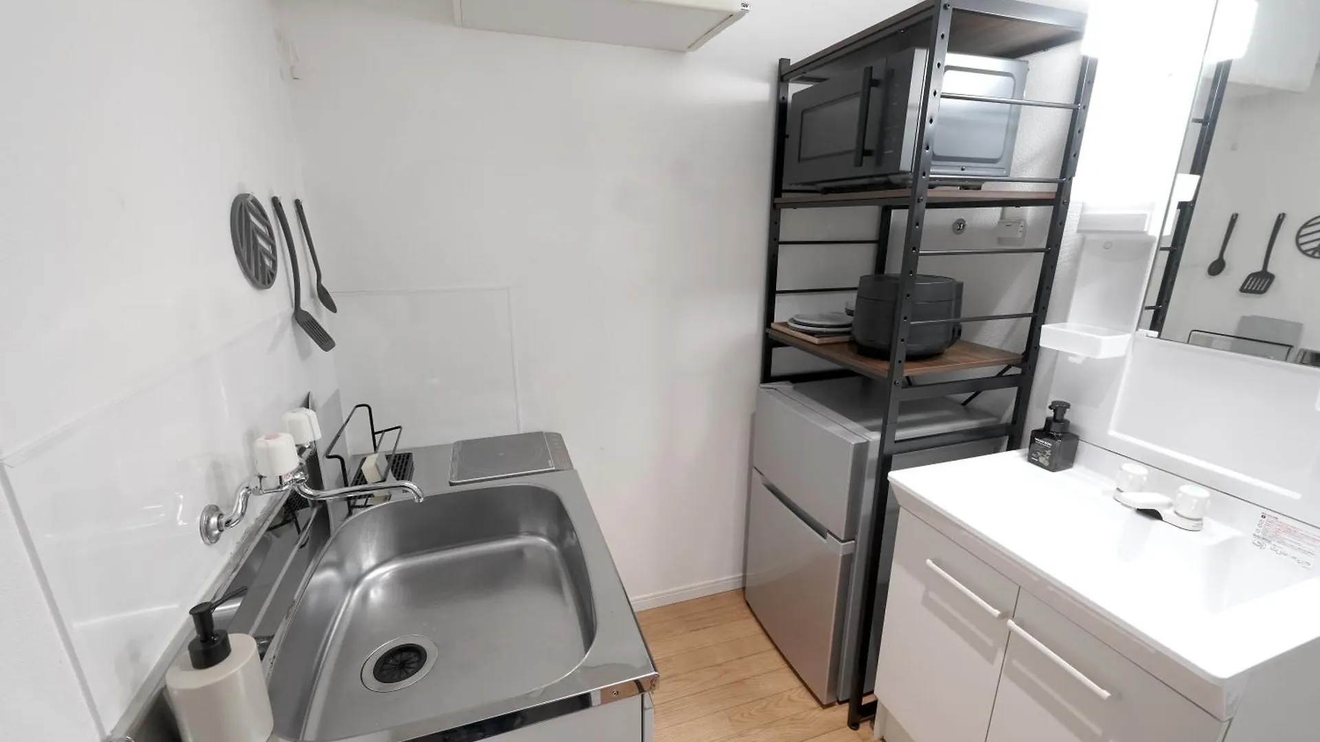 Close To Shinjuku!Twin Beds,Projector,Appliances! 東京都 アパート