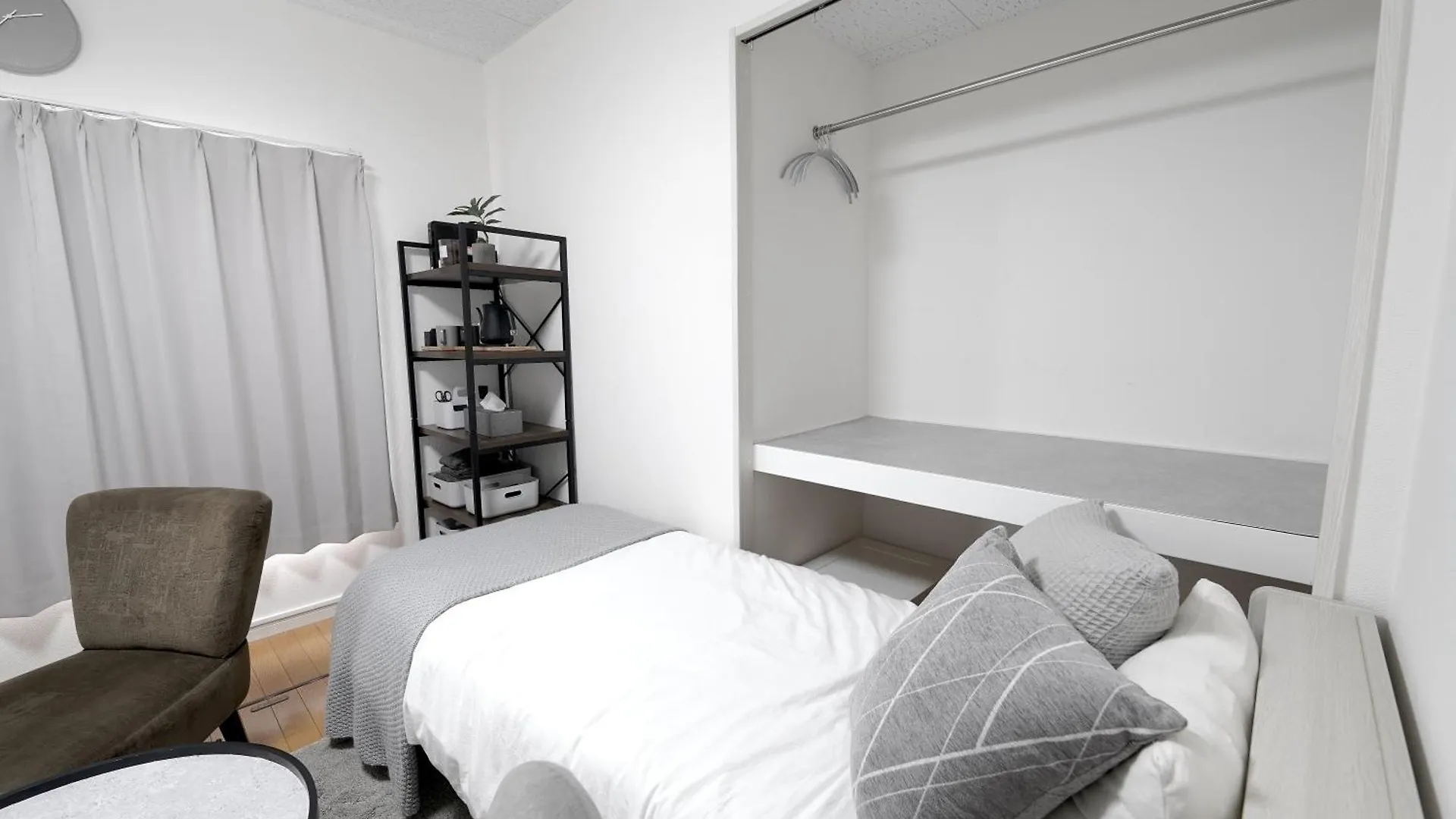 Close To Shinjuku!Twin Beds,Projector,Appliances! 東京都 0*,